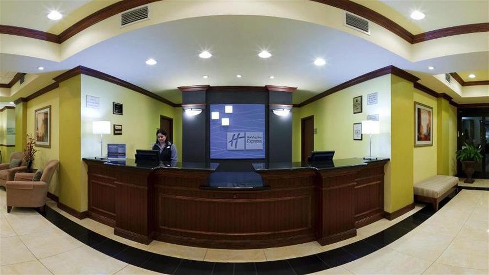 فندق وأجنحة هوليداي إن إكسبريس بارتو المظهر الخارجي الصورة